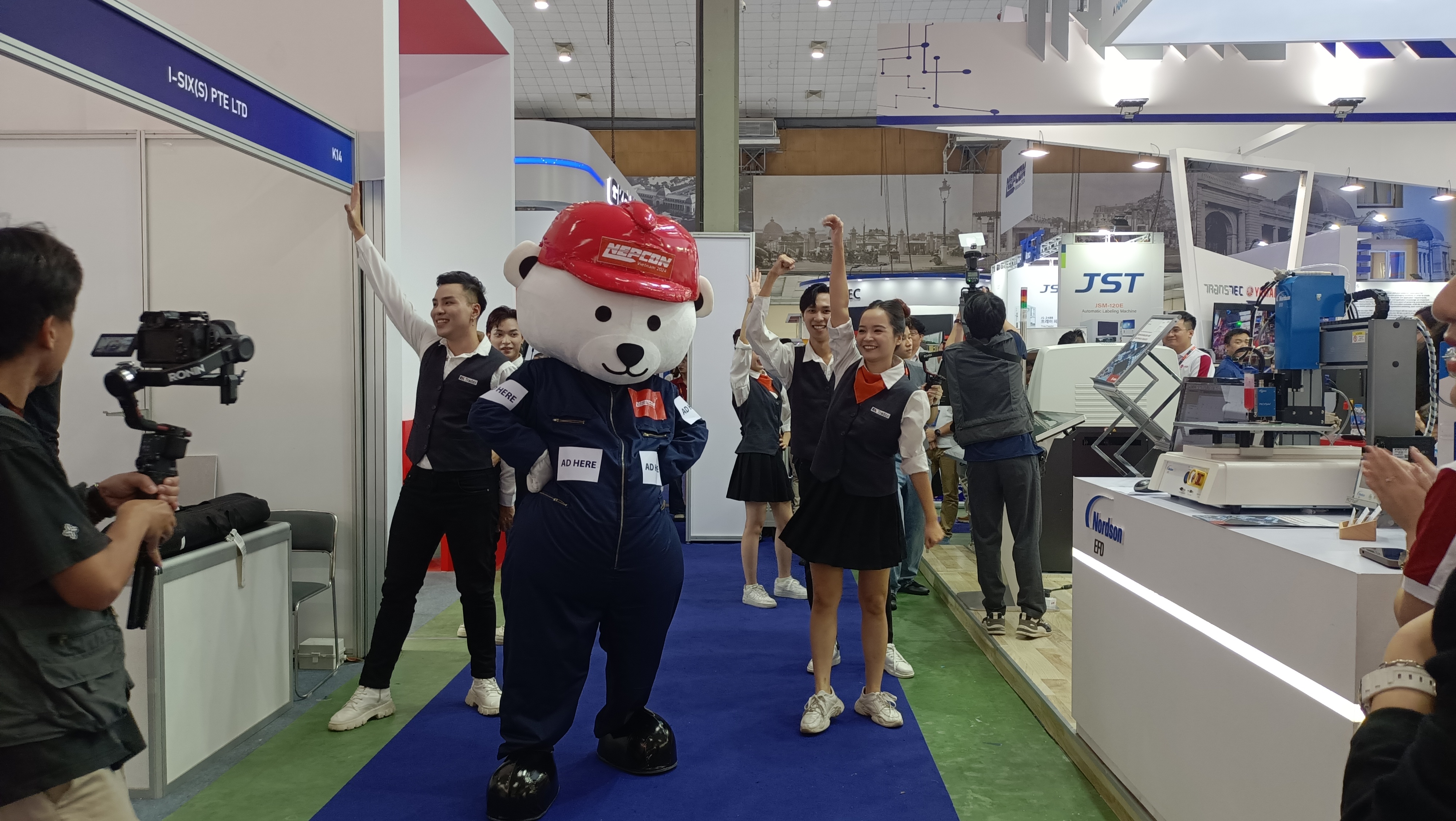 伟德betvlctor体育亮相越南河内国际电子元器件及生产设备展，圆满落幕！